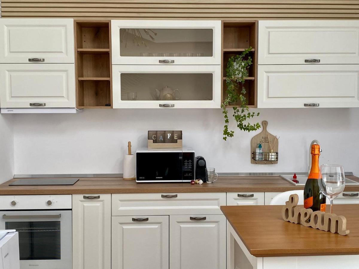Residence Odaile #1 Otopeni Dış mekan fotoğraf